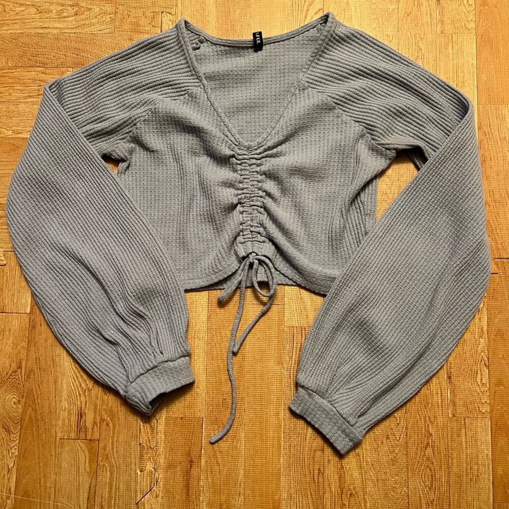 Zaful Bluish Gray Ruched Waffle Knit Crop Top Size Medium Boho Y2K - Picture 2 of 7
